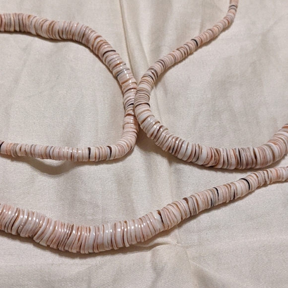 Vintage Luscious Pearl Pukka Shell Necklaces - Picture 7 of 9